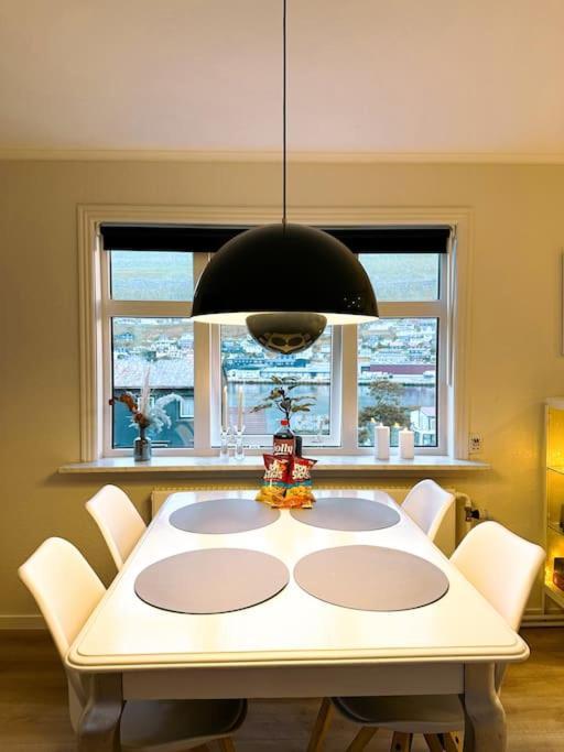 Cozy Apartment In Klaksvik Exterior photo